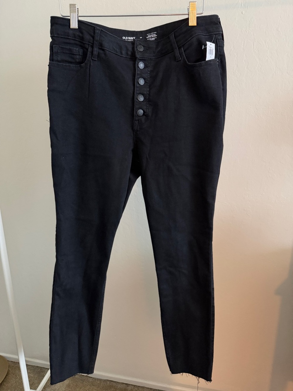 NWT Old Navy Women’s Rockstar Button-Fly Super Skinny Jeans